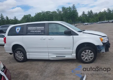 2017 Dodge Grand Caravan Se z USA, uszkodzony, nr VIN 2C7WDGBG3HR711603